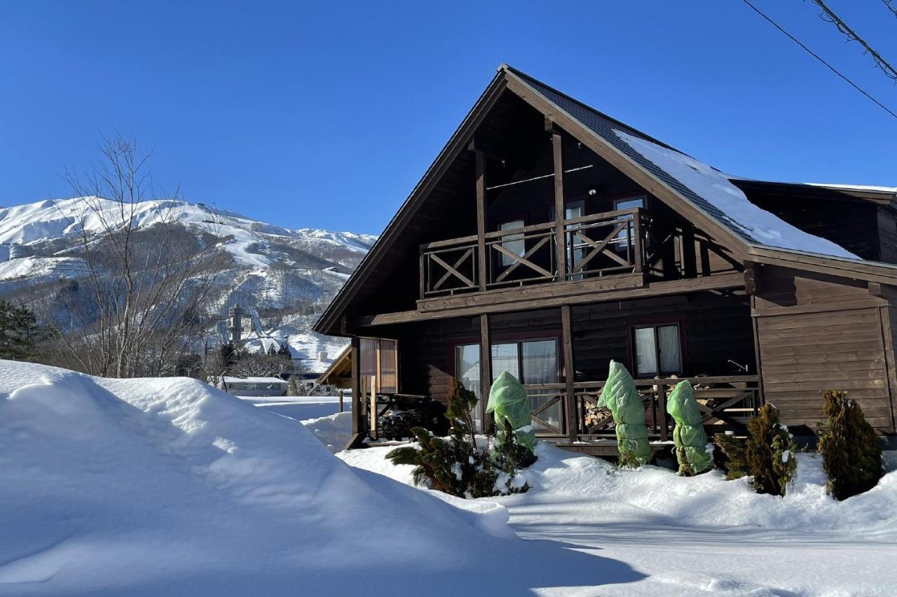 Alpine Chalets Hakuba Esterno foto