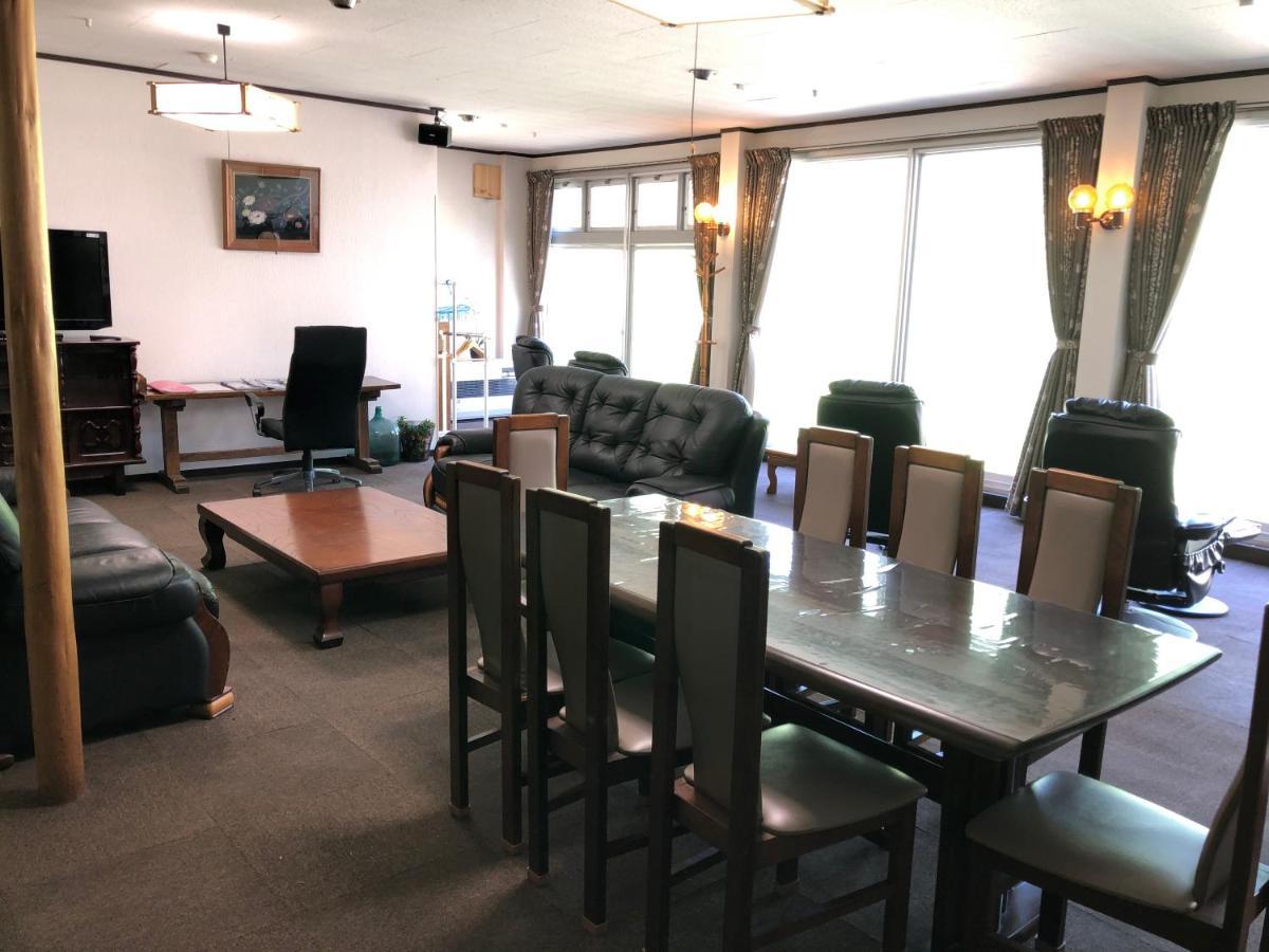 Alpine Chalets Hakuba Esterno foto