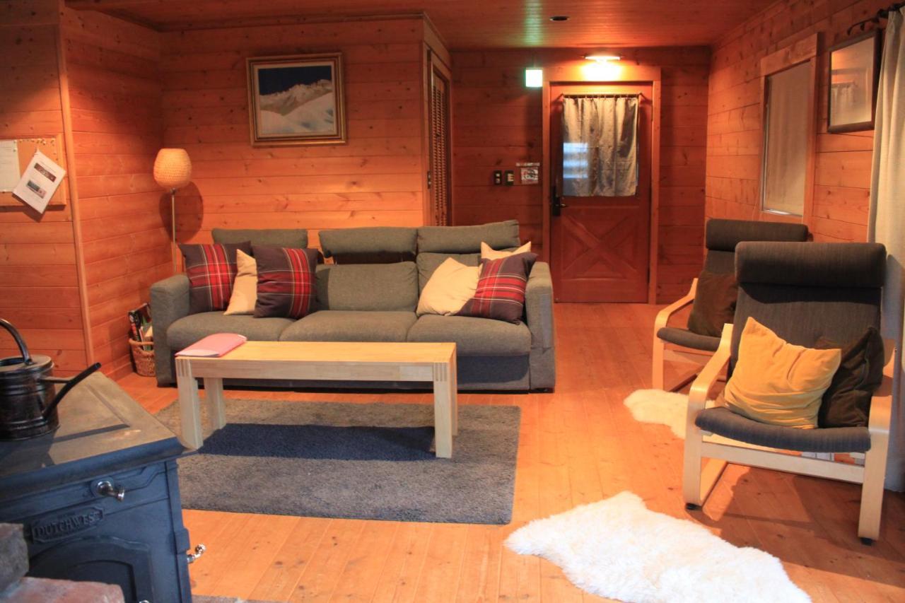 Alpine Chalets Hakuba Esterno foto